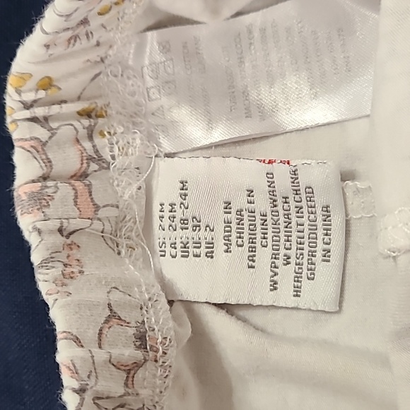 Lot of 4 Bottoms - Picture 3 of 6